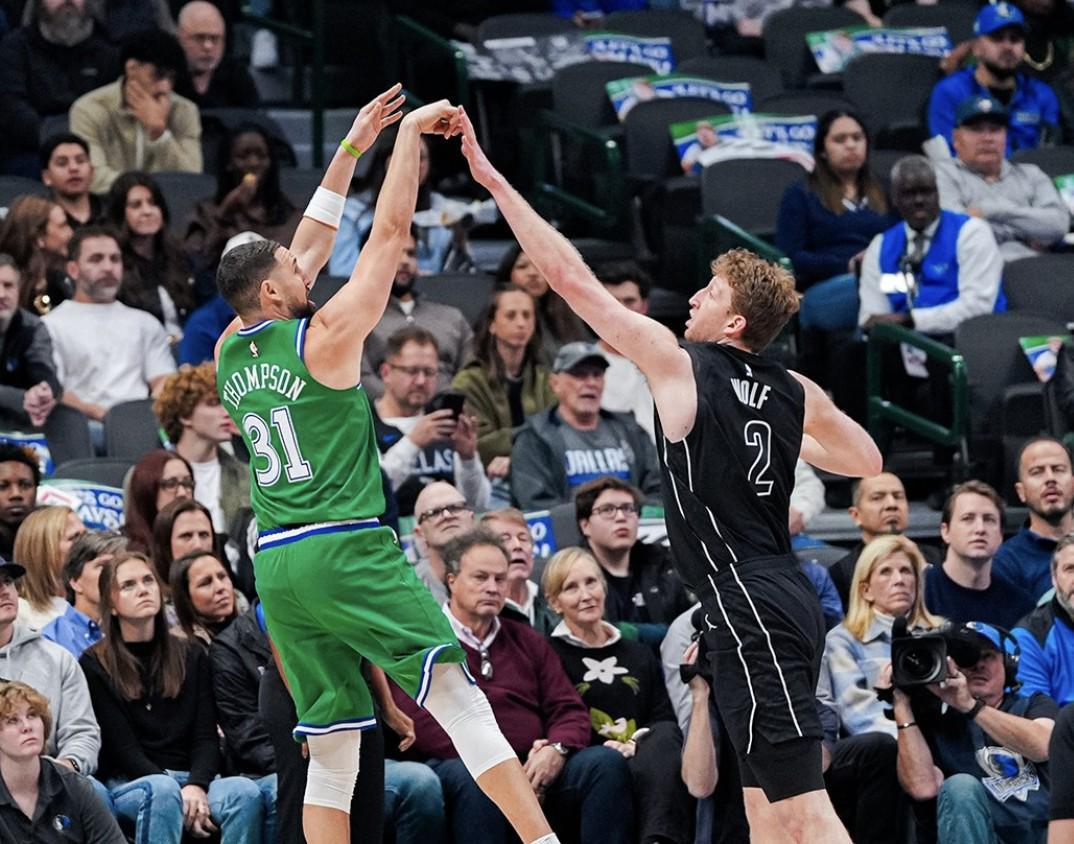 kaiyun-克莱生涯三分命中达2800个，成为NBA历史第五位达此成就的球员