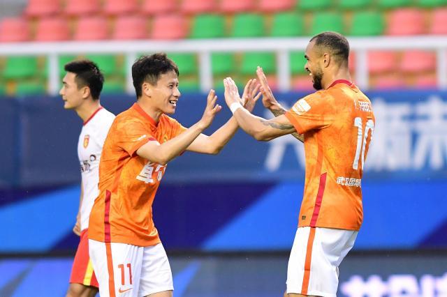 开云APP-【中超】福布斯点射+绝杀 武汉长江2比1河北两连胜