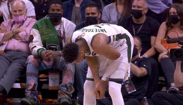 kaiyun-没得黑！字母哥空砍42分 体能透支他急需队友支援