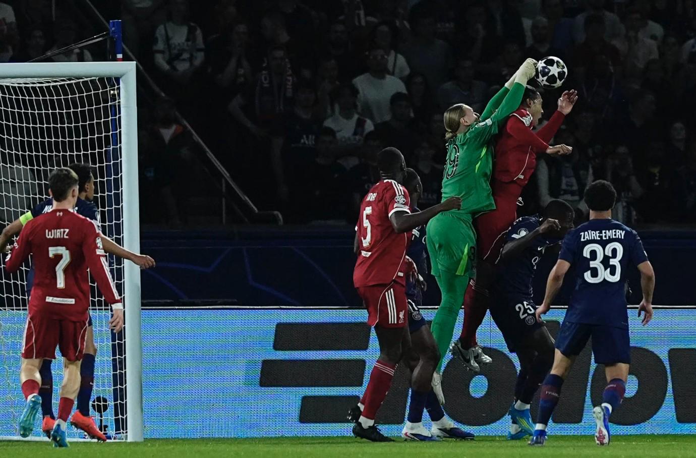 开云体育入口-萨福诺夫：作为门将，我对利物浦今晚没获得什么机会很满意